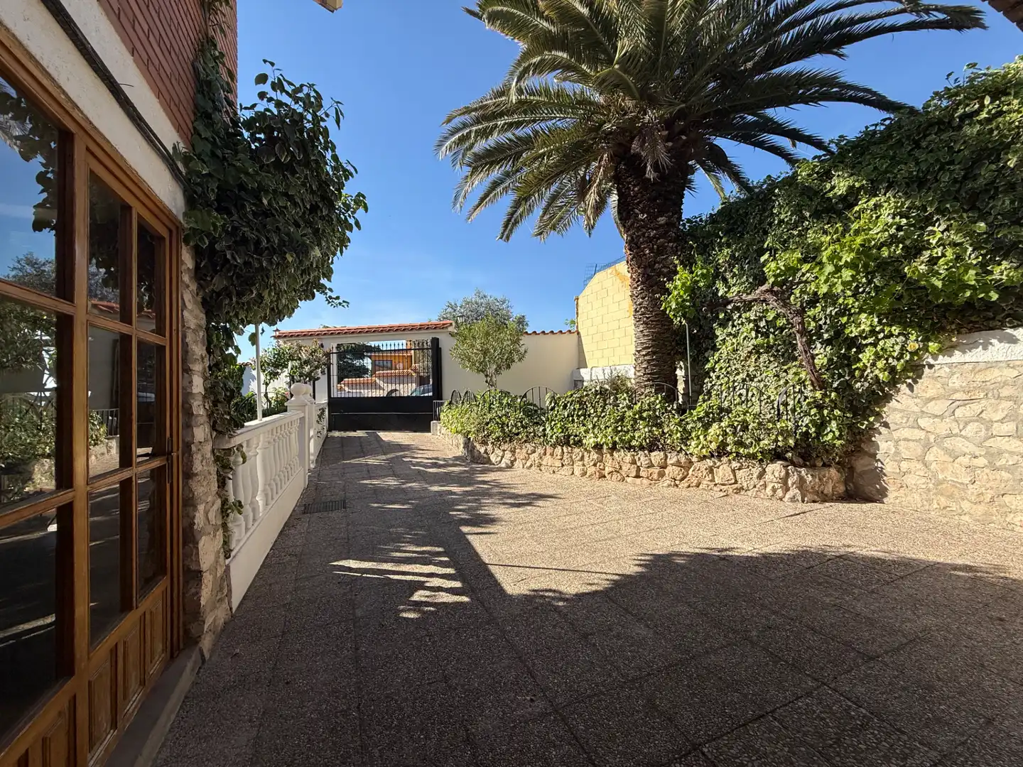 Exterior view of Houses for sale in Arganda del Rey  with Air Conditioner, Heating and Private garden