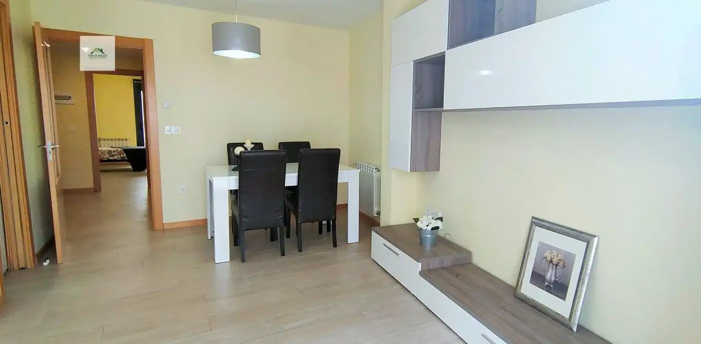 Comedor de Piso de alquiler en Huesca con Calefacción, Terraza y Amueblado