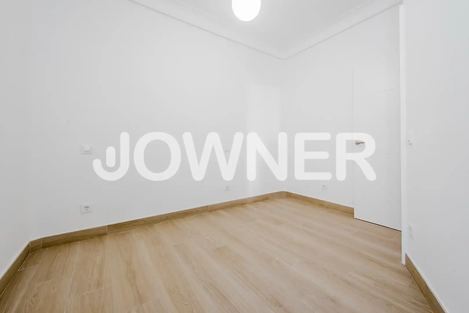 Bedroom of Attic for rent in Madrid  with Air Conditioner, Heating and Terrace