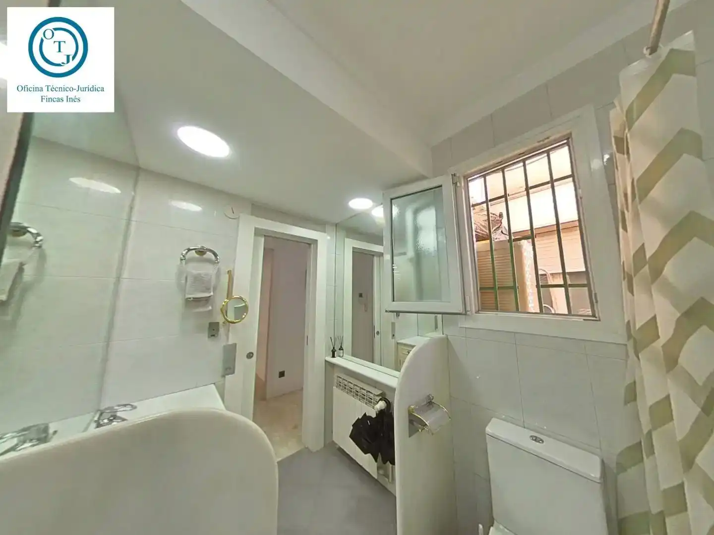 Baño de Piso en venta en Mollet del Vallès con Aire acondicionado, Calefacción y Terraza