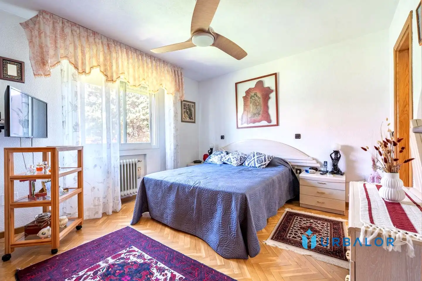 Habitación de Casa adosada en venta en Alcorcón con Calefacción, Jardín privado y Parquet