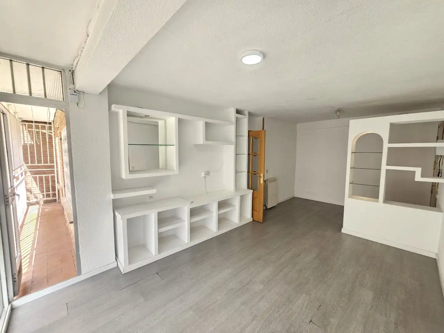 Piso en venta en Alcobendas con Calefacción, Terraza y Trastero