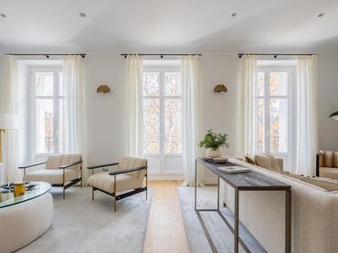 Flat with balcony for sale in De Alfonso Xii