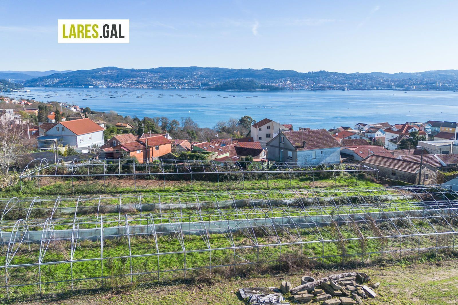 Land for sale in Moaña