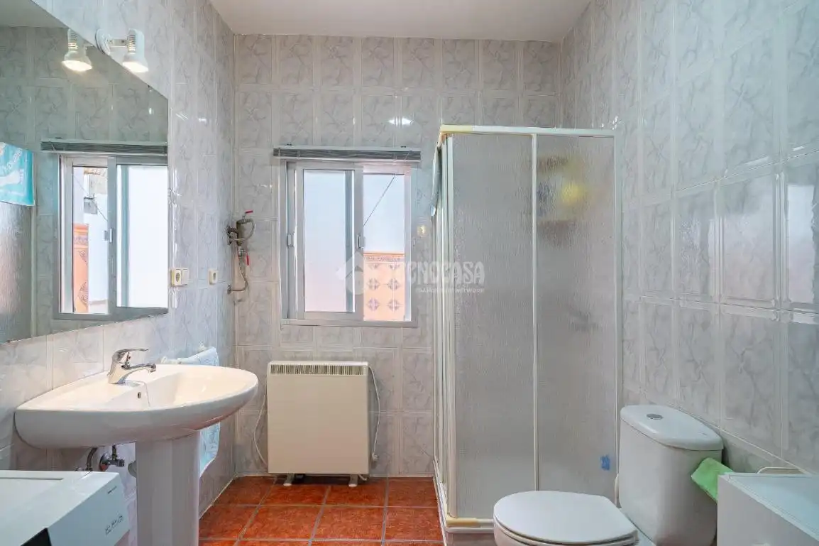 Casa aparellada en venda a Sabiote, imagen 13