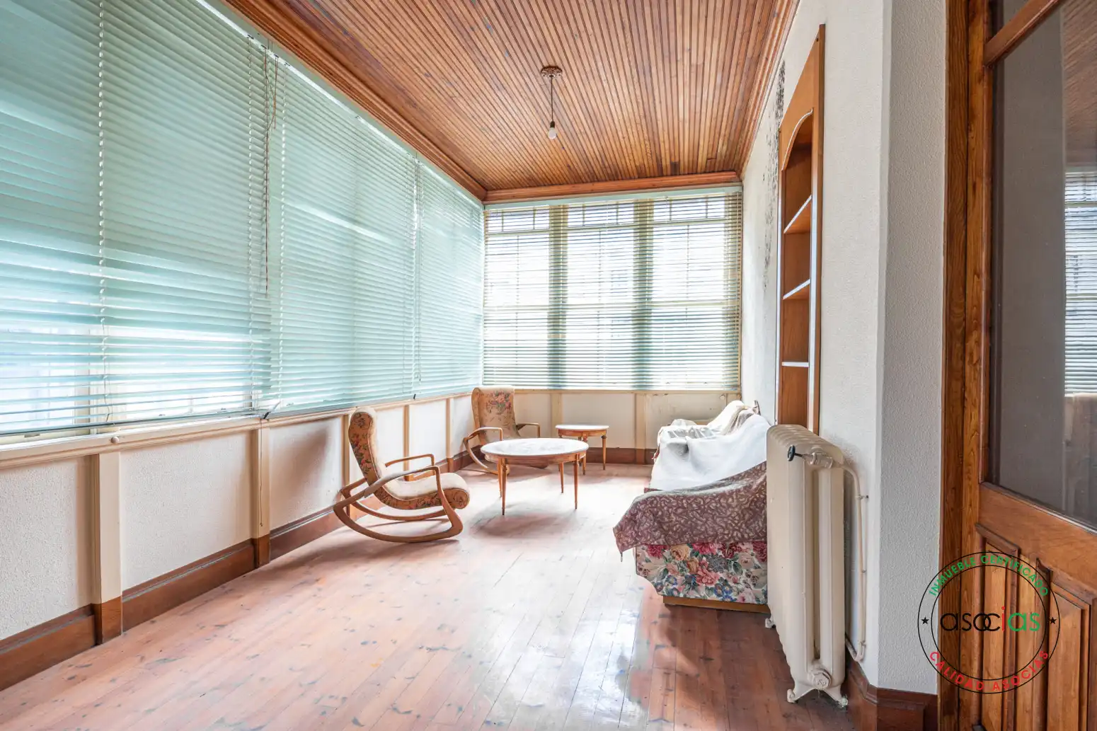 Wohnzimmer von Gebäude zum Verkauf in Taramundi