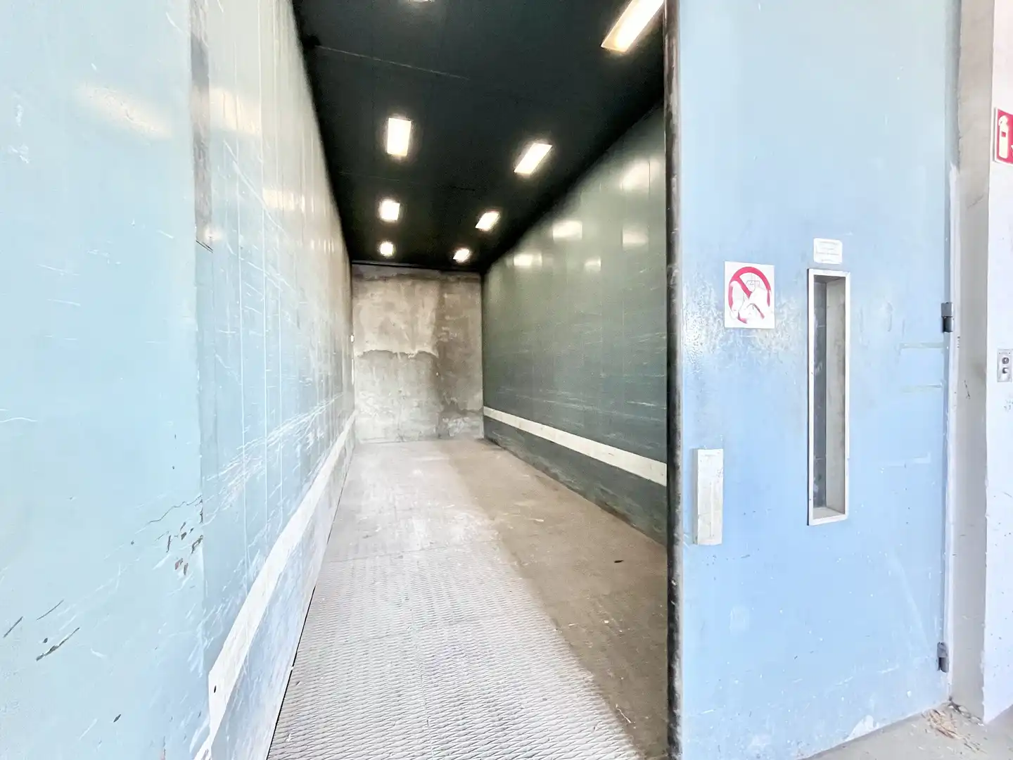 Nave industrial en alquiler en Carrer de Tucuman 8, imagen 13