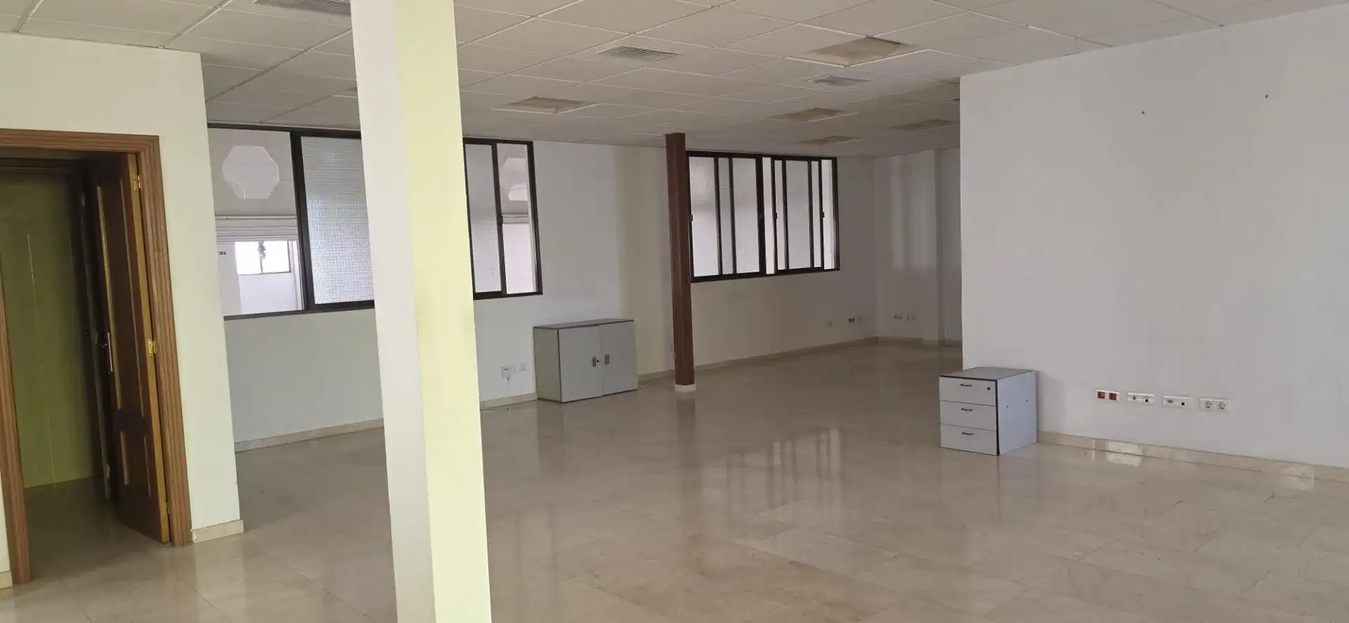Nave industrial de alquiler en Elche / Elx