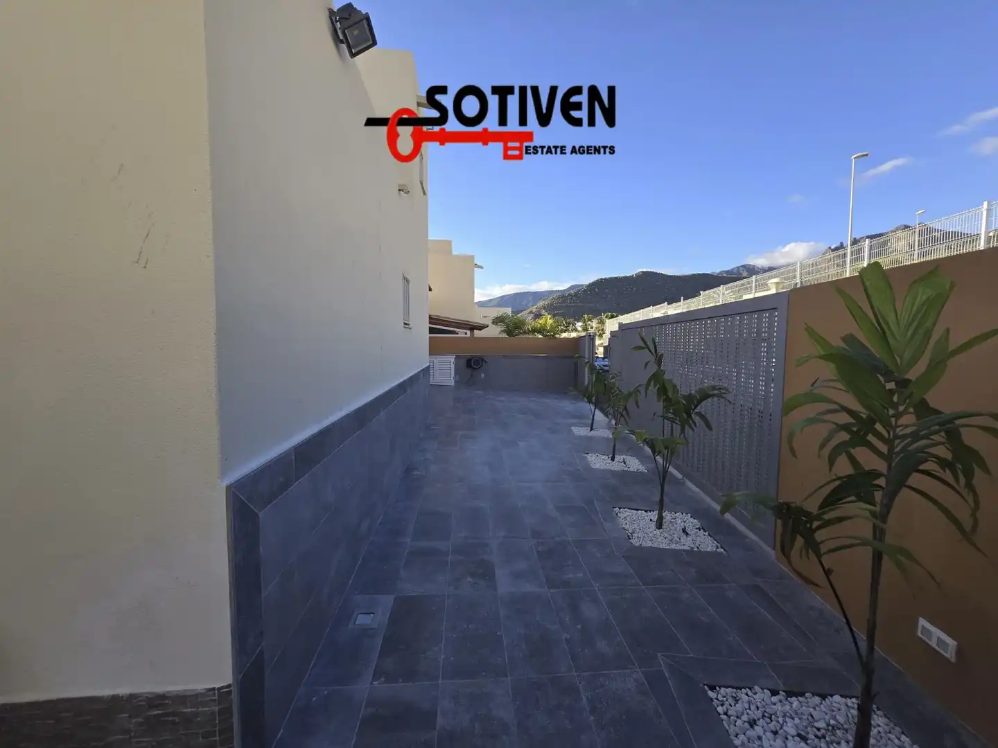 Chalet con piscina en alquiler en Costa Adeje, imagen 23