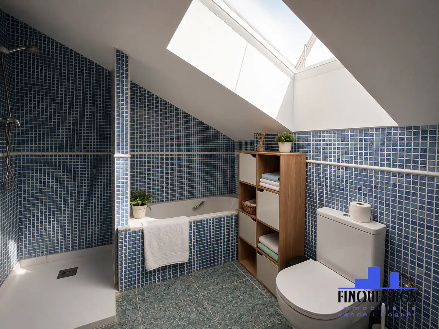 Baño de Apartamento en venta en Vinaròs con Aire acondicionado, Calefacción y Terraza