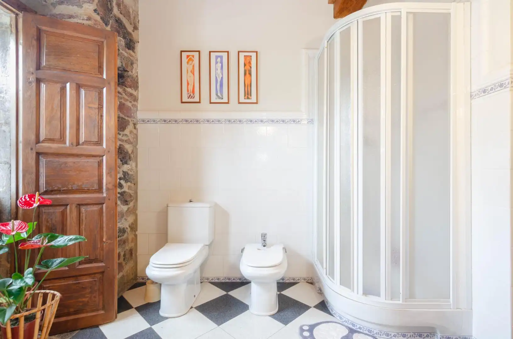 Baño de Casa o chalet en venta en Avilés con Calefacción, Jardín privado y Terraza