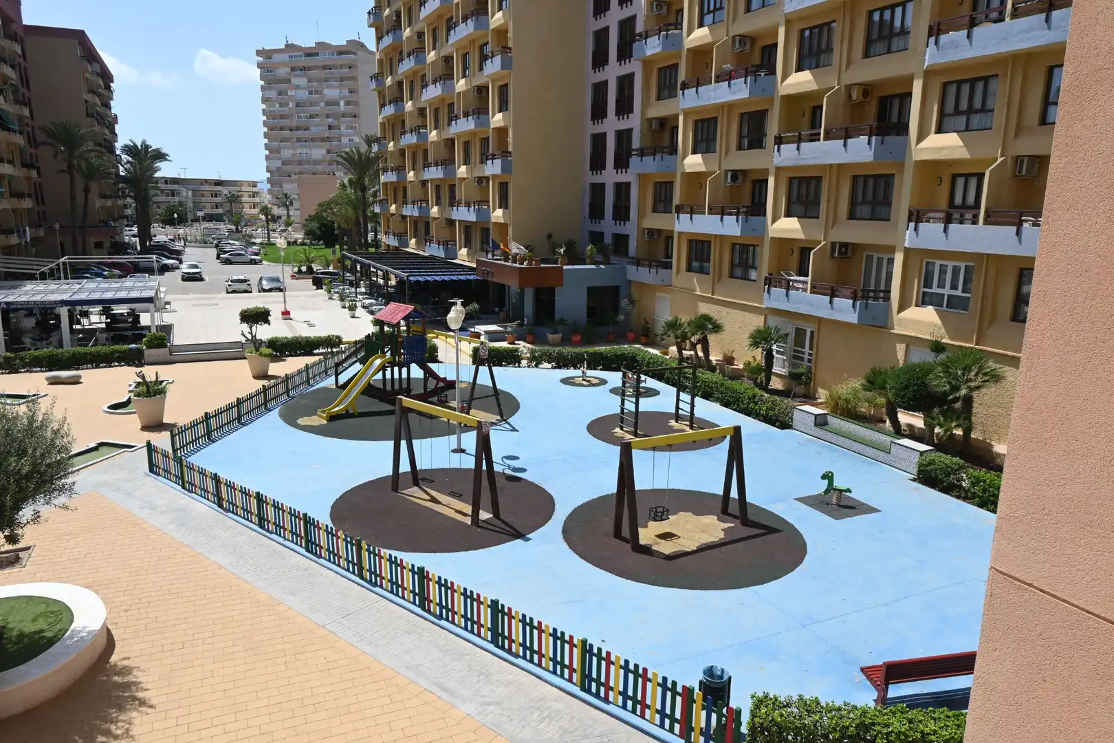Vista exterior de Estudi en venda en La Manga del Mar Menor amb Aire condicionat, Calefacció i Terrassa