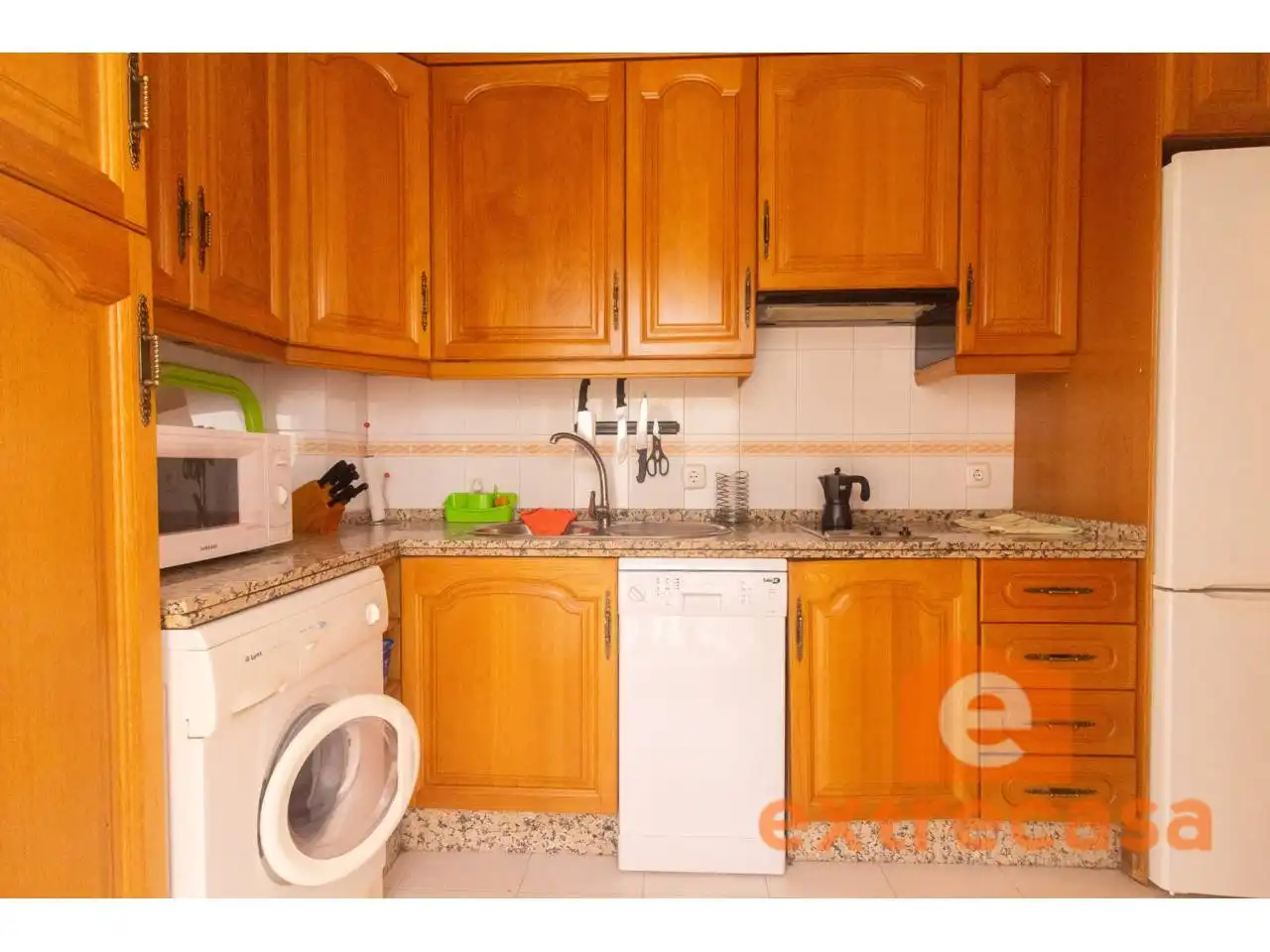 Cocina de Apartamento de alquiler en Badajoz con Aire acondicionado, Calefacción y Amueblado