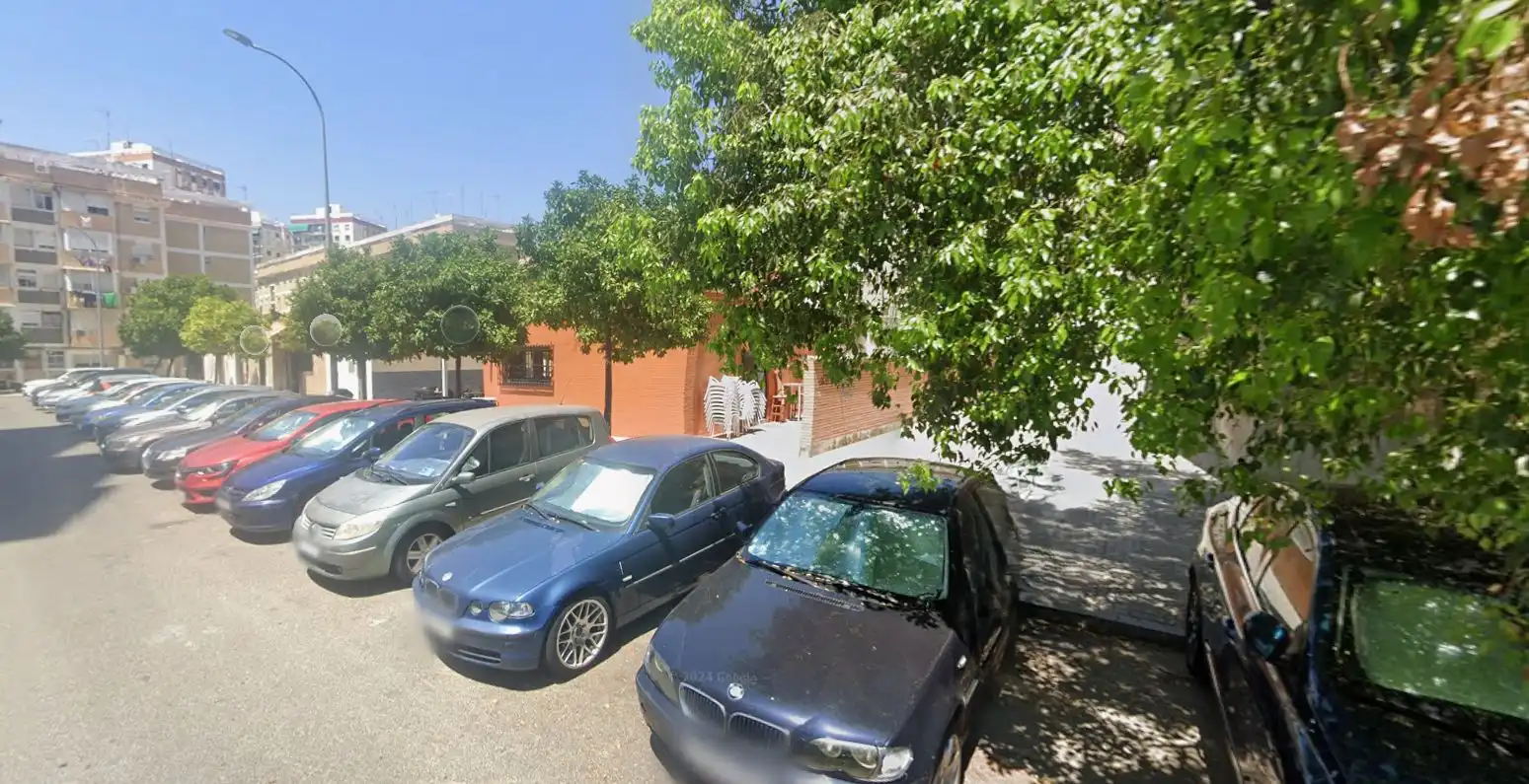 Parking de Apartamento en venta en Sevilla