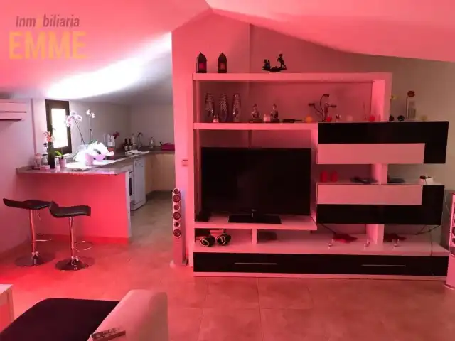 Living room of Attic for rent in Ronda  with Air Conditioner, Parquet flooring and Terrace