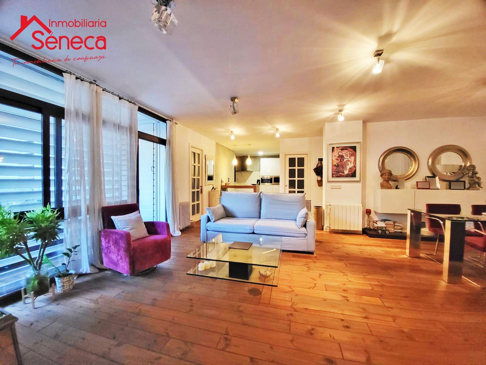 Sala d'estar de Pis en venda en  Córdoba Capital amb Aire condicionat, Calefacció i Terrassa