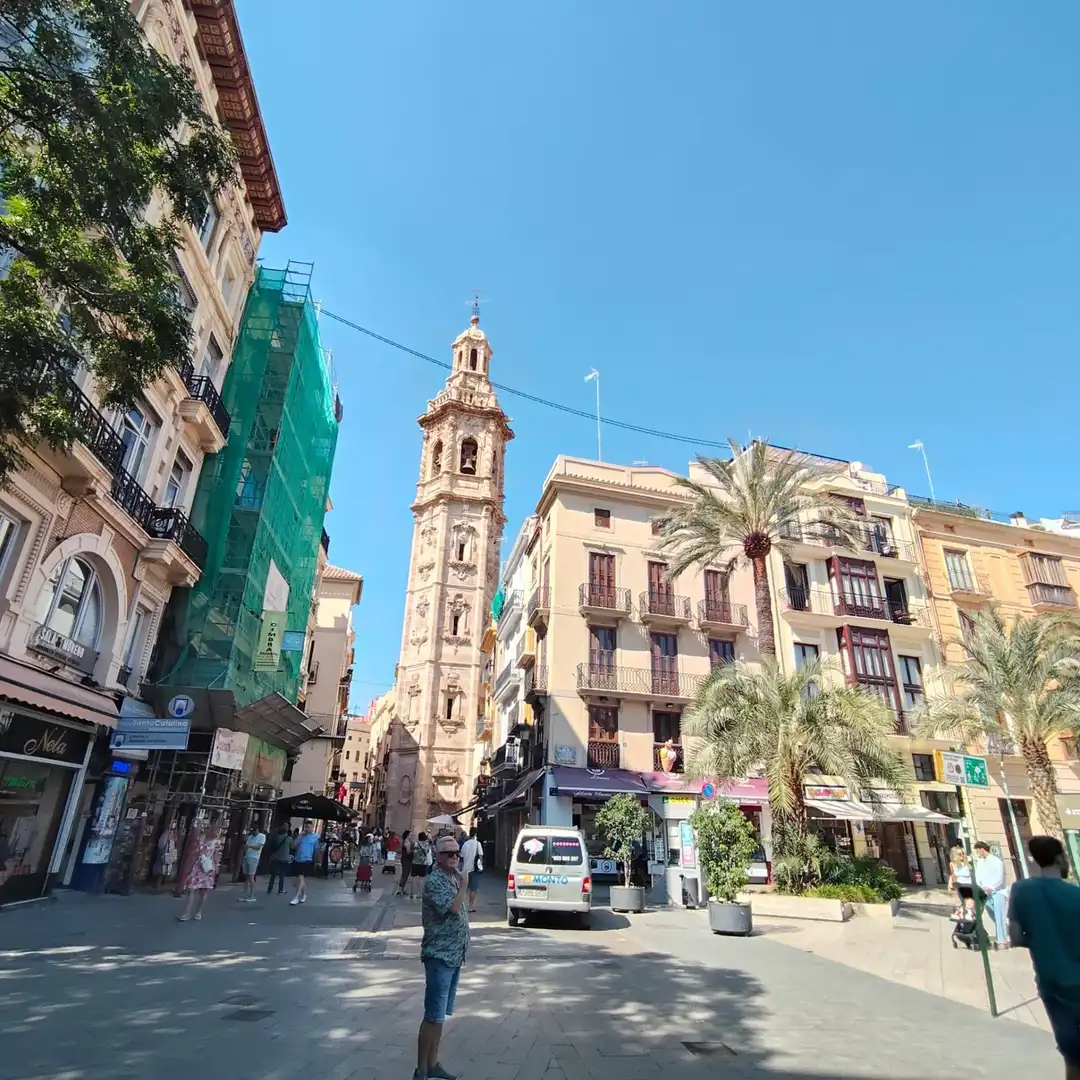 Vista exterior de Piso en venta en Ciutat Vella 