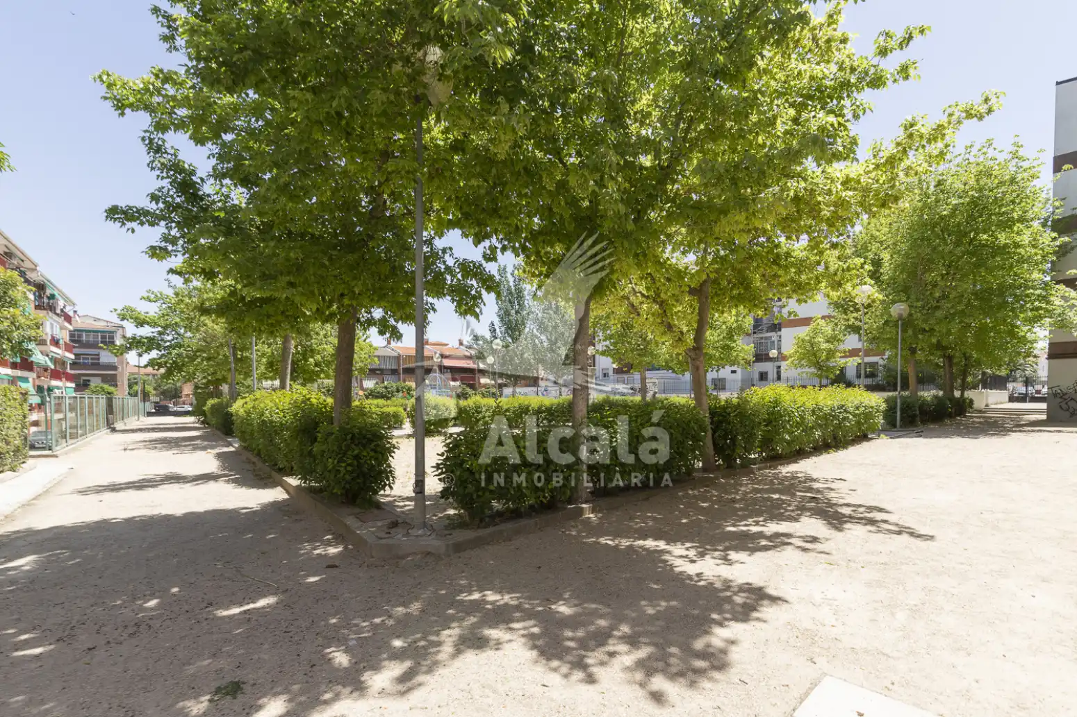 Außenansicht von Wohnung zum Verkauf in Ocaña mit Heizung, Privatgarten und Terrasse