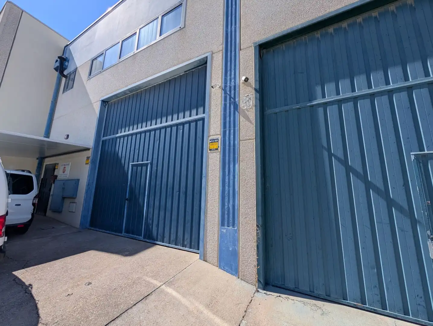 Vista exterior de Nave industrial en venta en Cuarte de Huerva