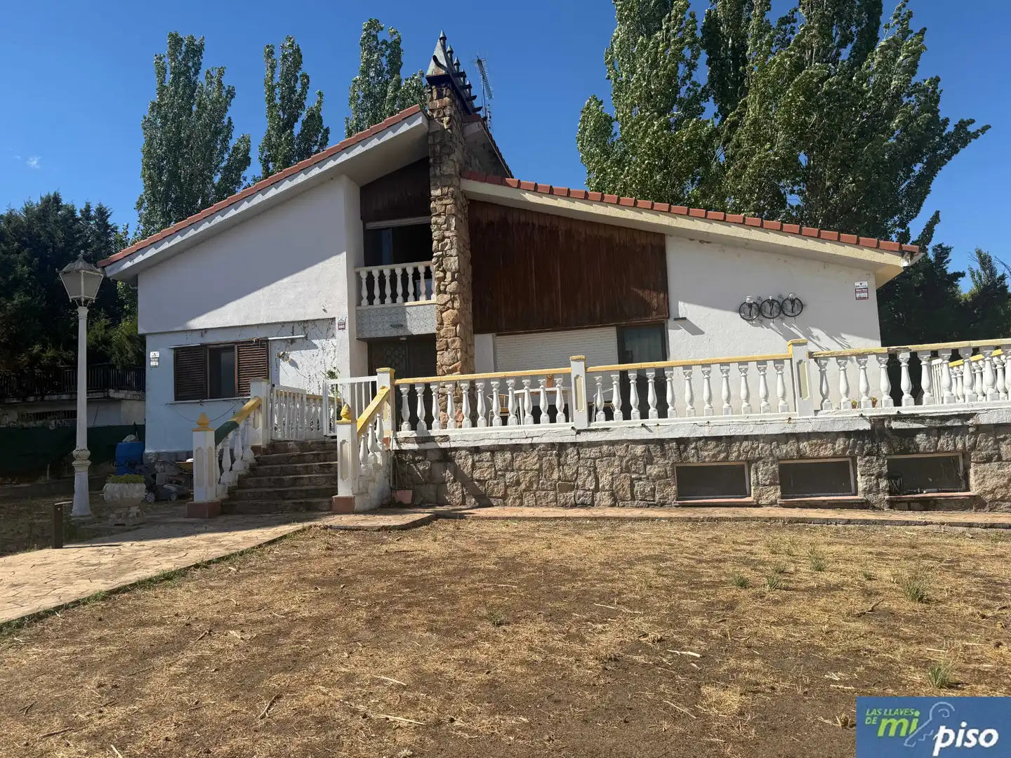 Vista exterior de Casa o chalet en venta en Tudela de Duero con Calefacción, Jardín privado y Terraza
