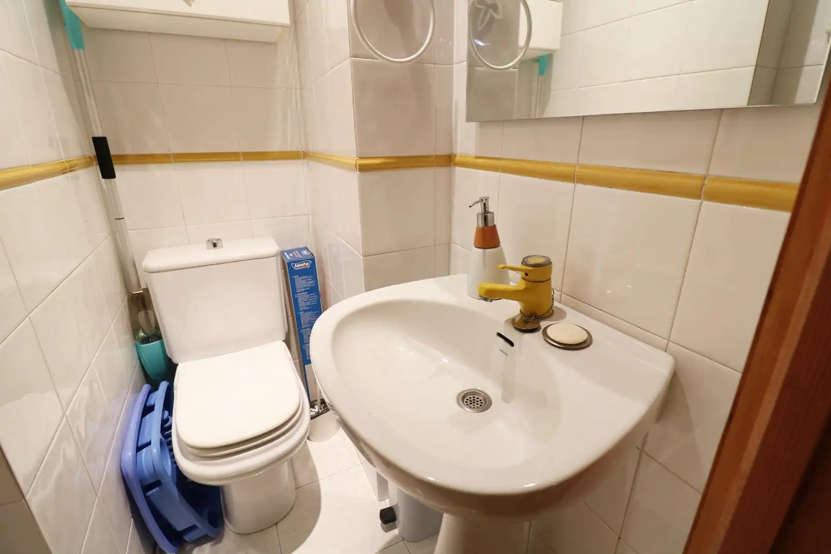 Bathroom of Flat for rent in Elche / Elx  with Air Conditioner, Furnished and Balcony