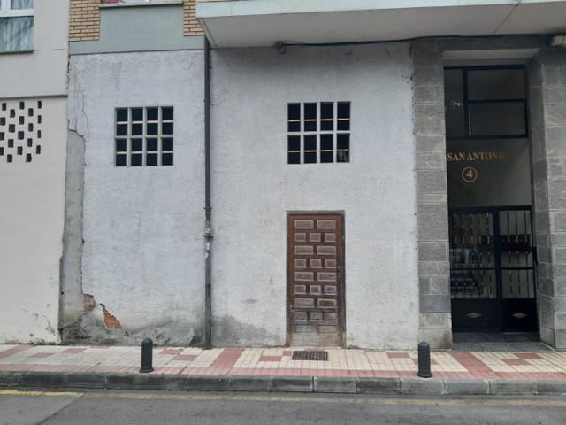 Local comercial en Alquiler en Cangas de Onís