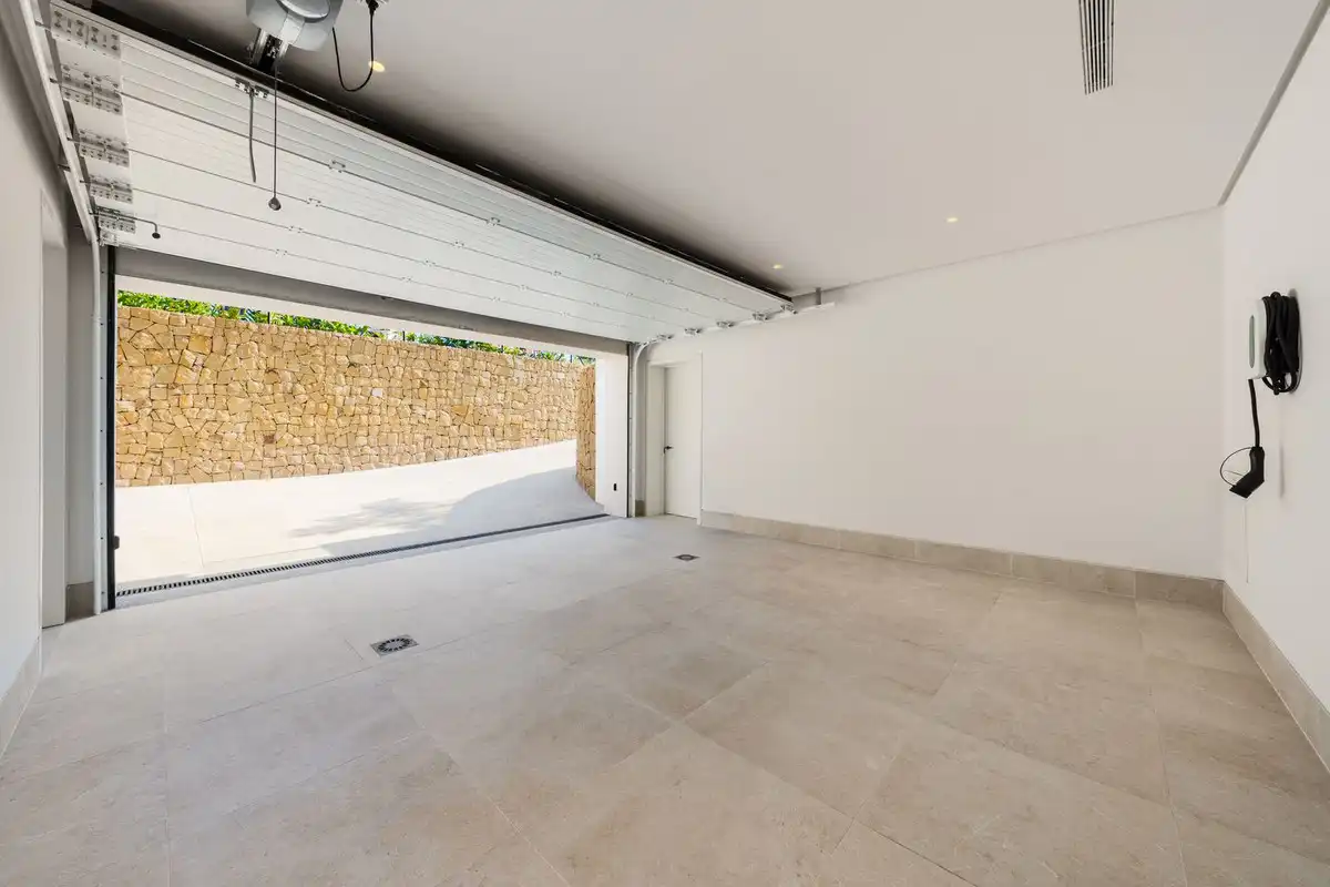 Casa o xalet en venda en Marbella amb Aire condicionat, Jardí privat i Terrassa