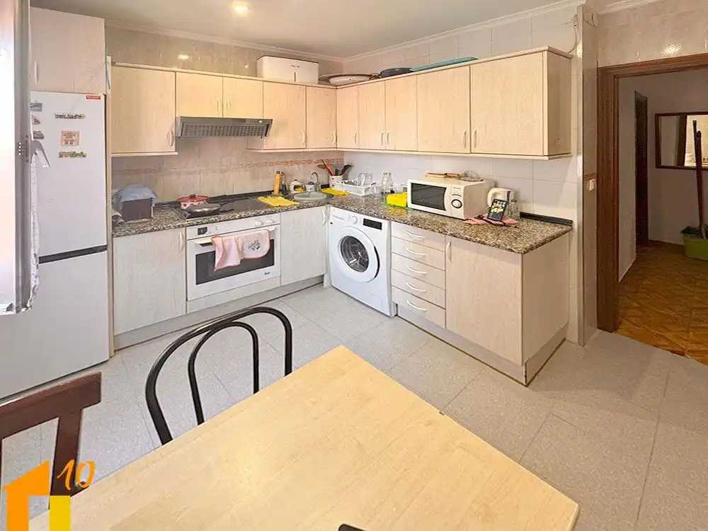 Cocina de Piso en venta en Briviesca con Calefacción y Terraza