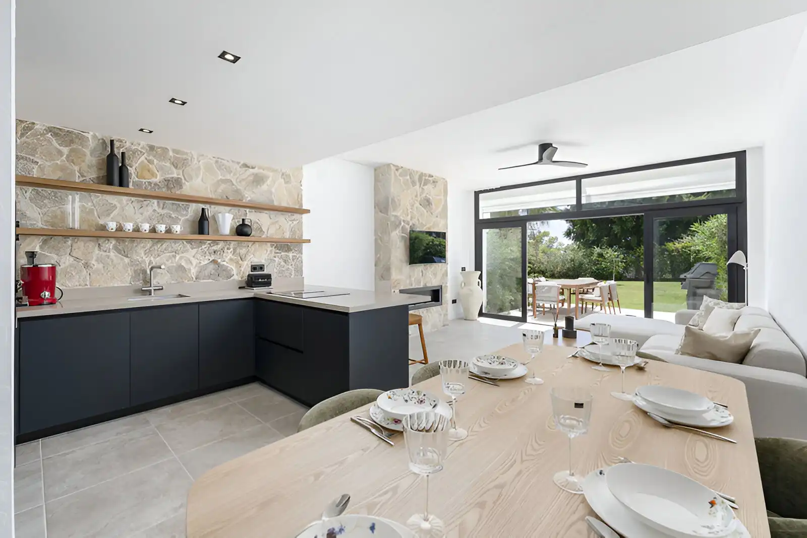 Reihenhaus mit Pool zum Verkauf in Nueva Andalucía