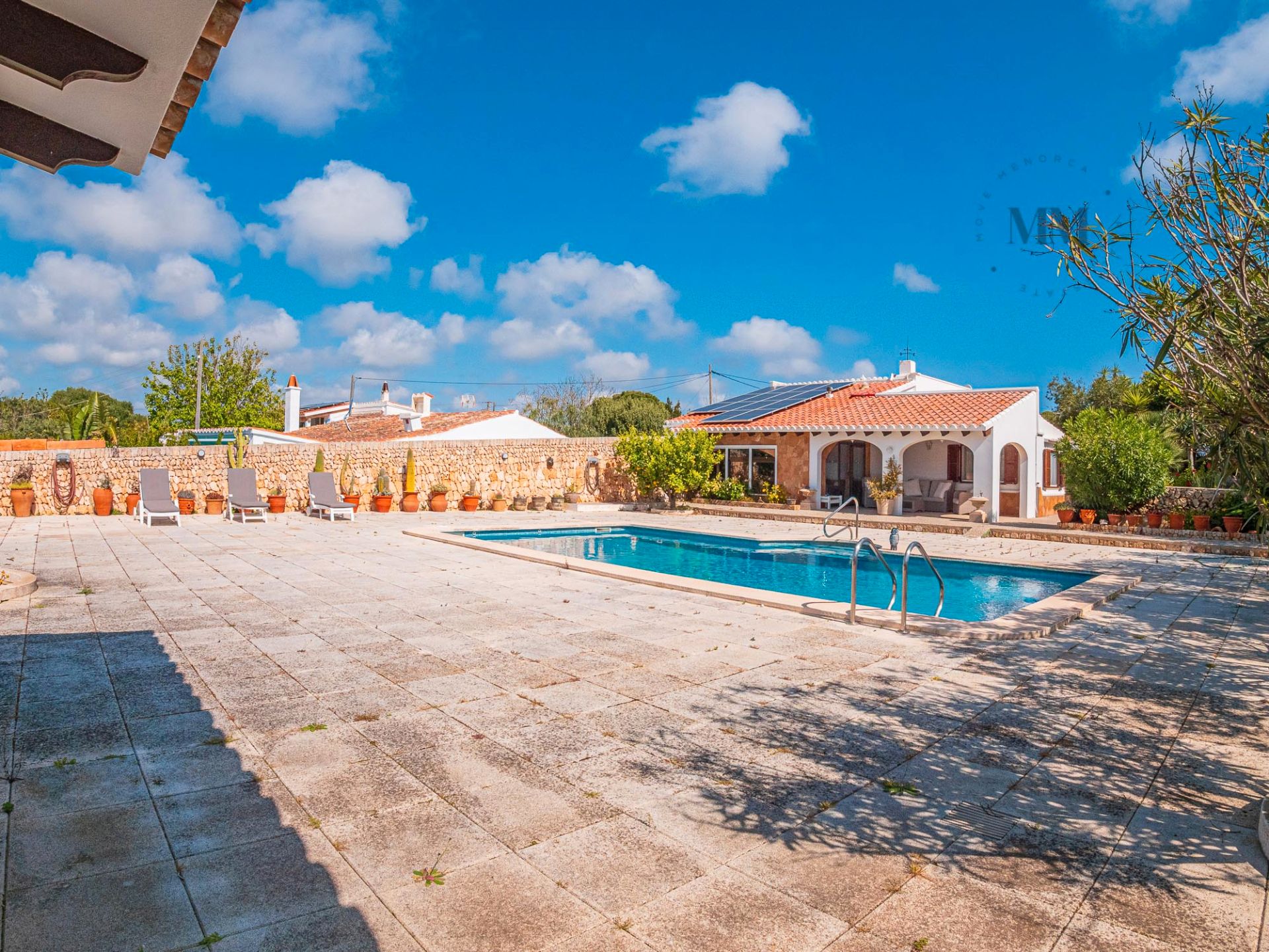Piscina de Casa o chalet en venta en Sant Lluís con Aire acondicionado, Calefacción y Jardín privado