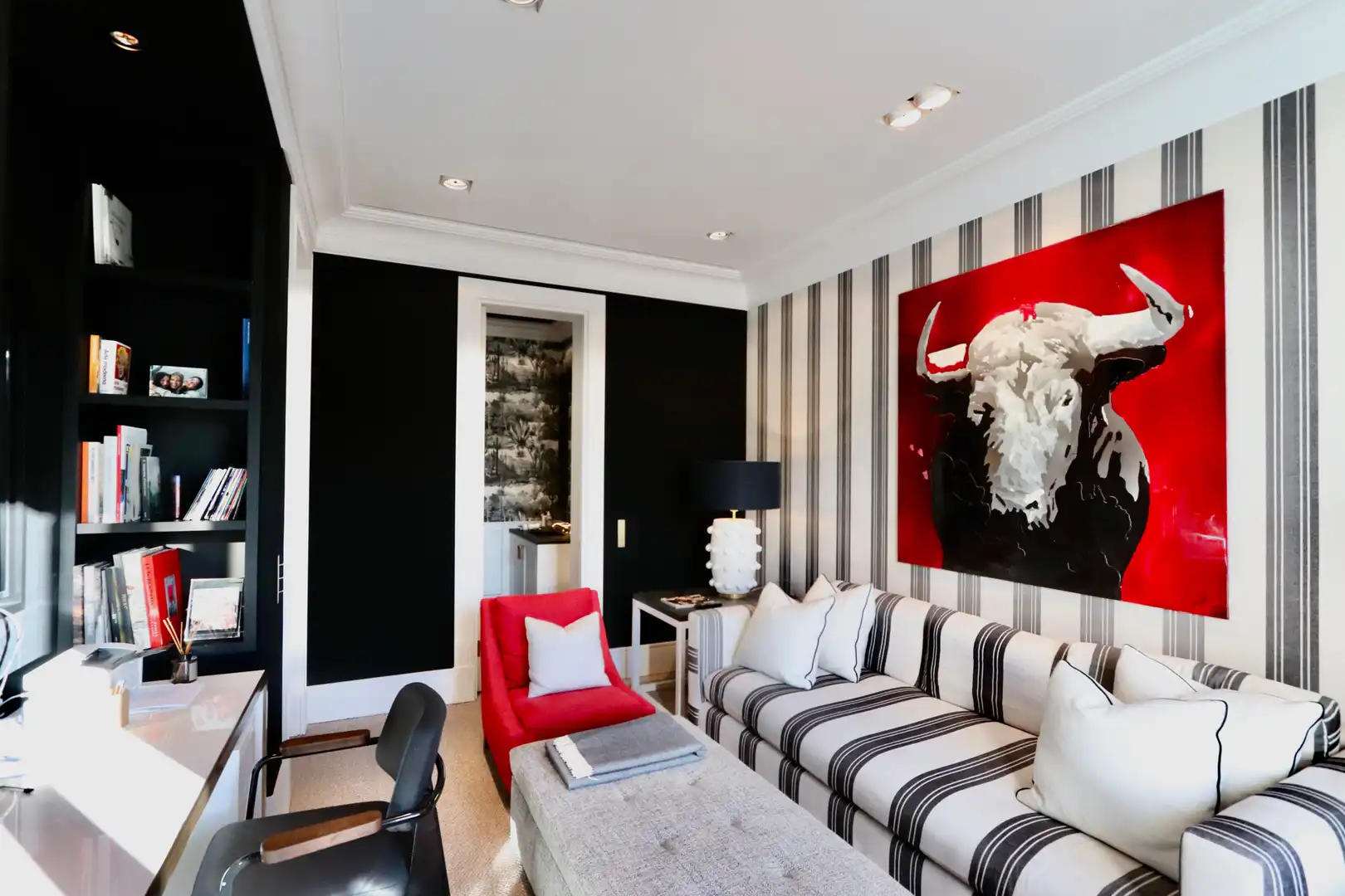 Living room of Flat for sale in Madrid  with Air Conditioner, Heating and Storage room
