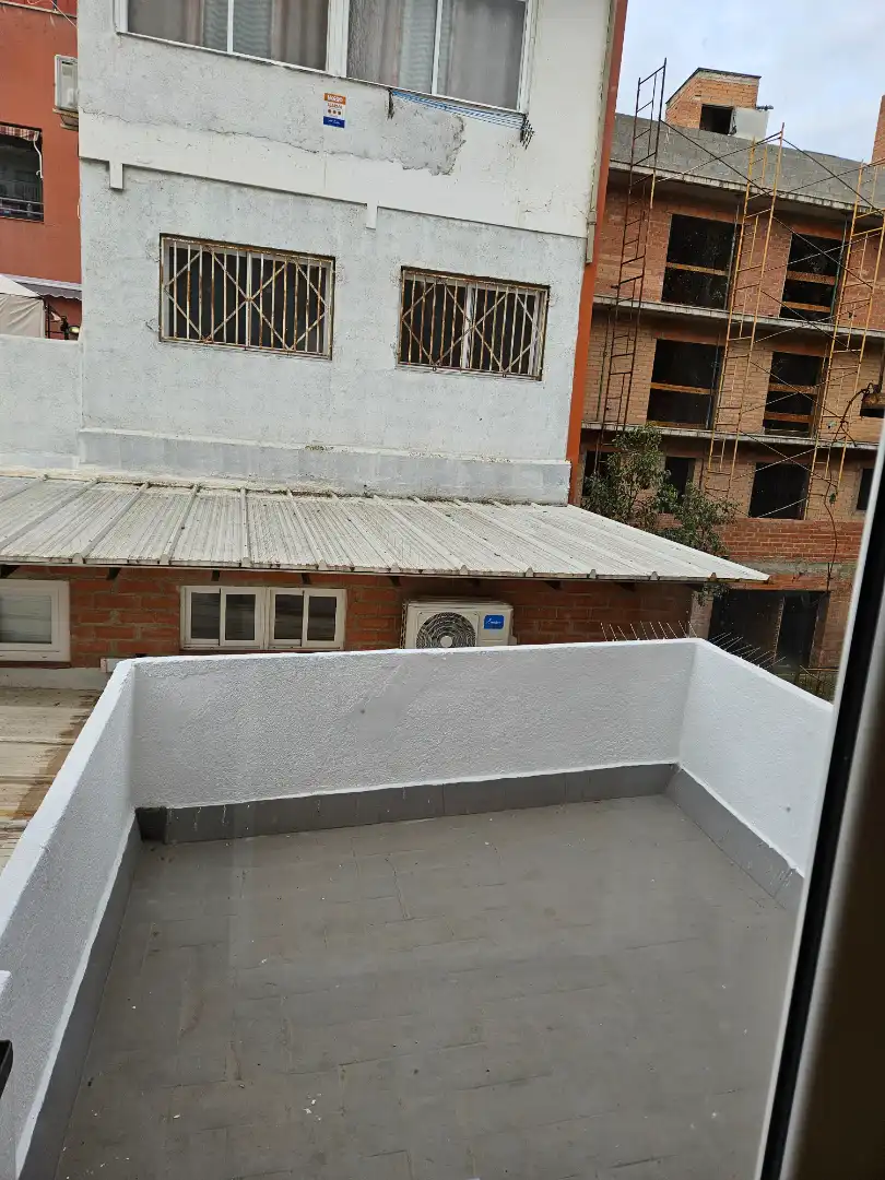 Edificio en venta en Llefià