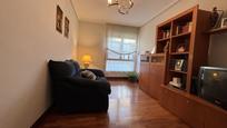 Living room of Flat for sale in Getxo   with Heating and Storage room