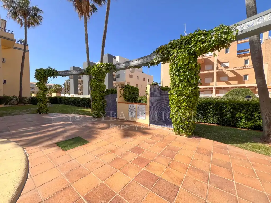 Apartments for sale in Carrer Llac Baikal, 3, L'Almadrava - L'Estanyó