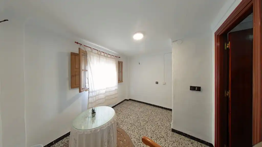 Country homes for sale in Sayalonga