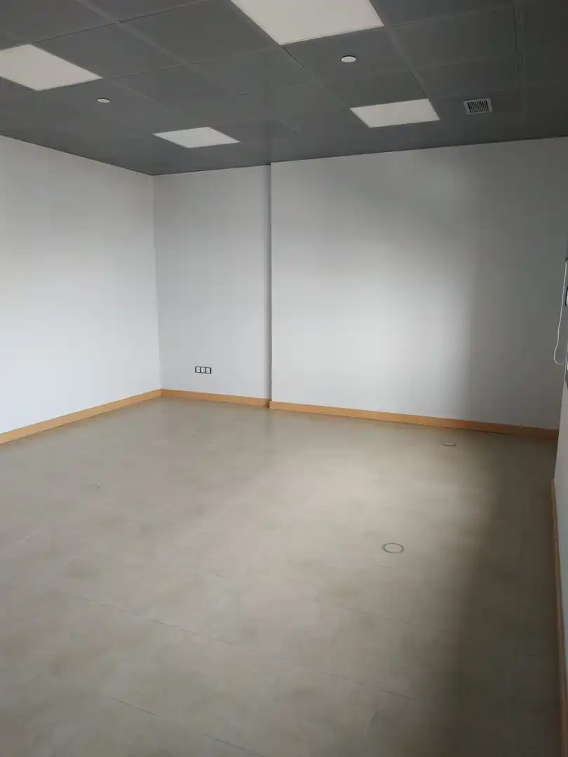 Office space with lift for sale in El Ejido Ciudad, imagen 3