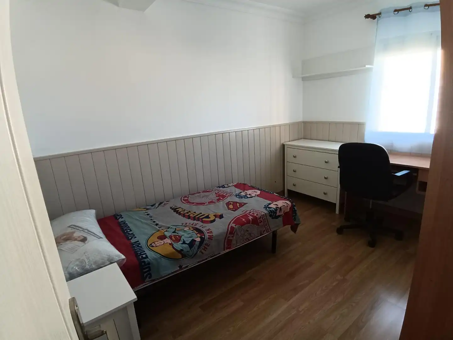 Dormitori de Pis en venda en Huelva amb Aire condicionat i Terrassa