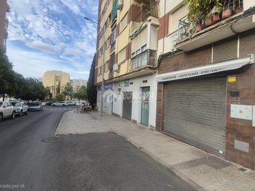 Local comercial en venda a Santa Marina