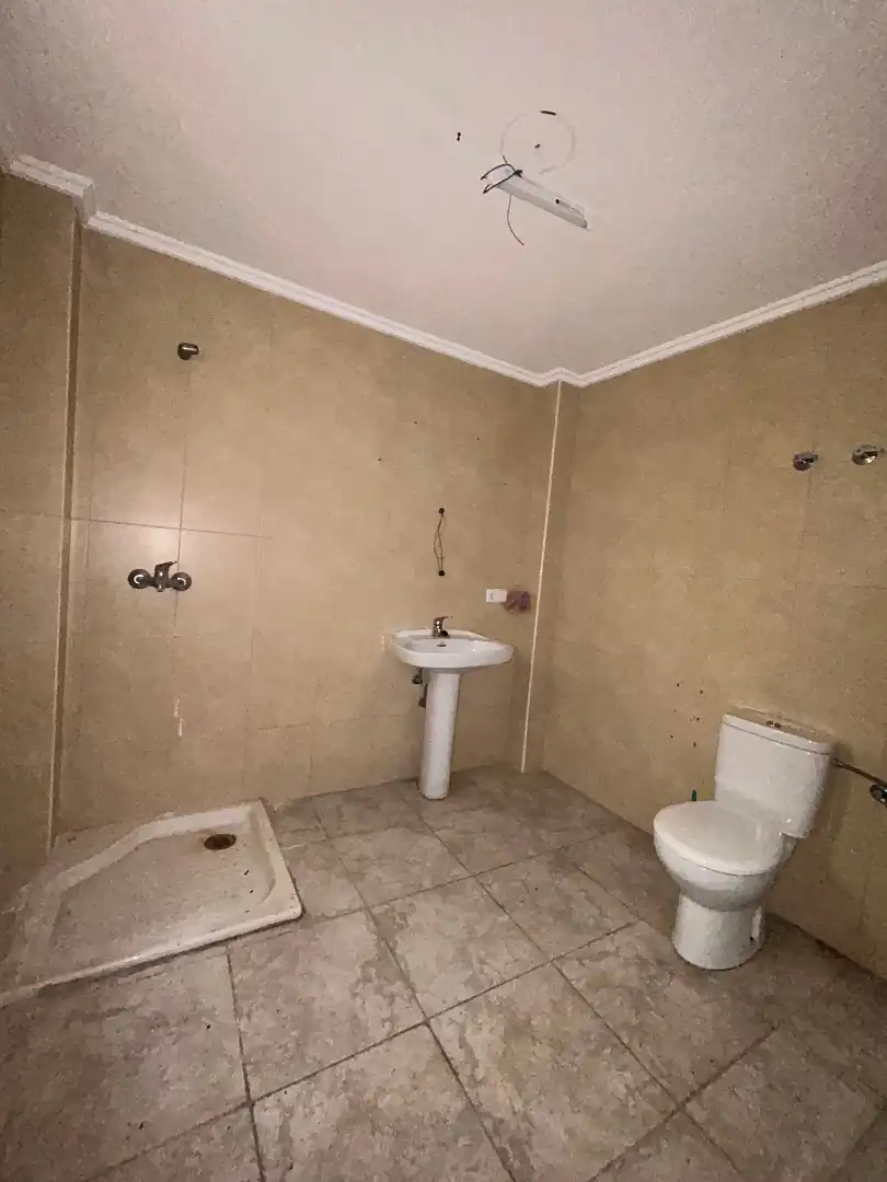Baño de Local de alquiler en Sagunto / Sagunt