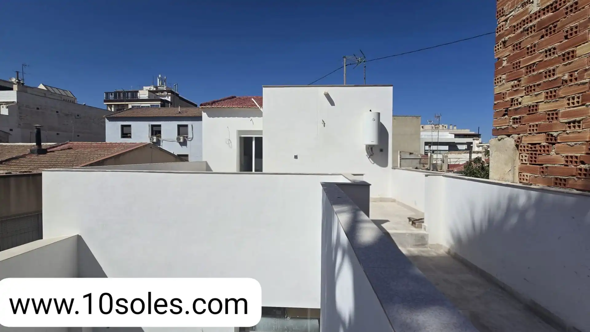 Exterior view of Detached homes for sale in Bigastro  with Private garden, Terrace and Storage room