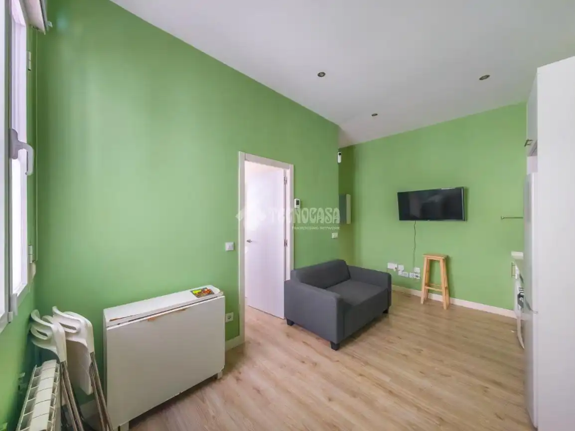 Schlafzimmer von Wohnung zum Verkauf in Madrid mit Klimaanlage und Heizung