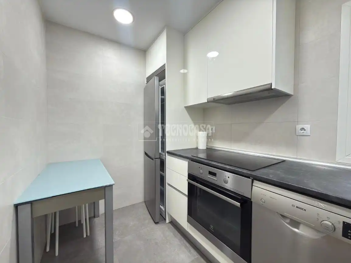 Cocina de Piso de alquiler en Madrid con Aire acondicionado, Calefacción y Terraza