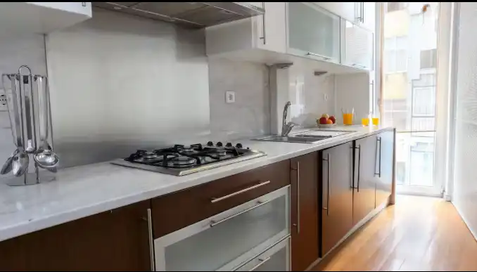 Küche von Wohnung zum Verkauf in Jerez de la Frontera mit Klimaanlage, Terrasse und Abstellraum