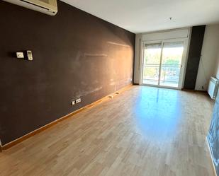 Bedroom of Flat for sale in Manresa  with Air Conditioner, Heating and Storage room