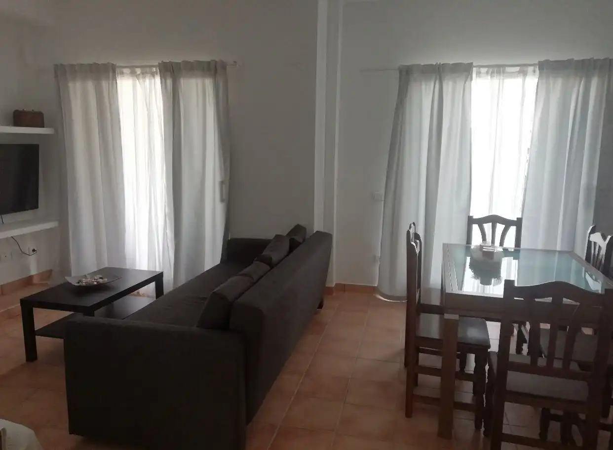 Adosado con piscina en venta en El Faro, imagen 4
