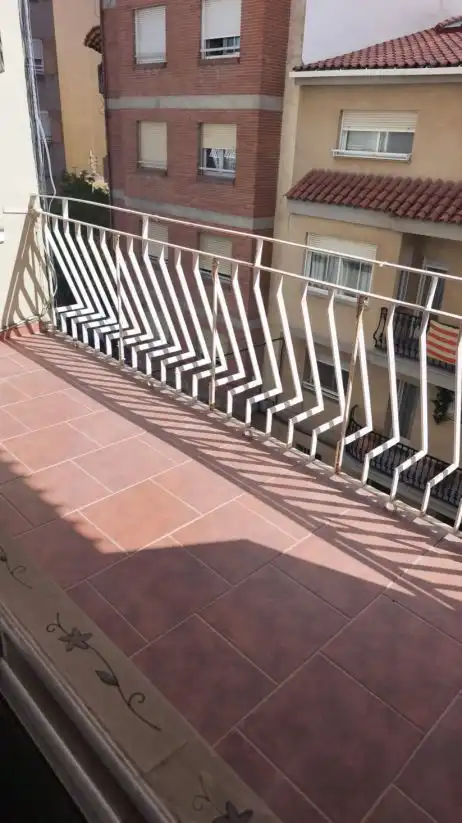 Terrassa de Pis en venda en Castellón de la Plana / Castelló de la Plana amb Terrassa i Alarma
