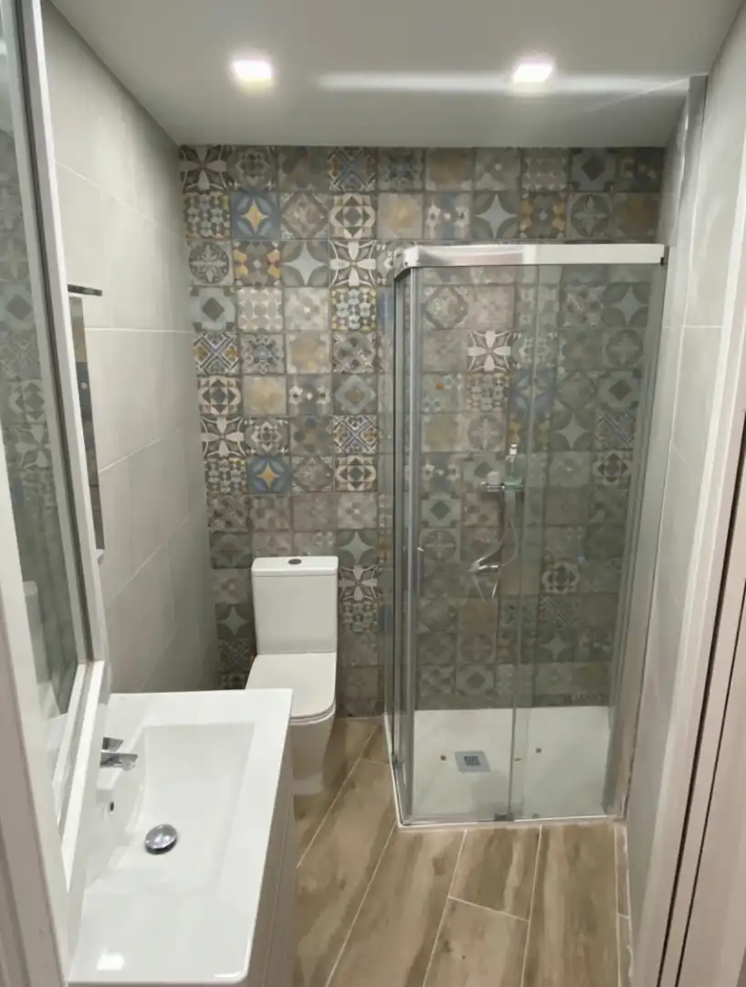 Baño de Piso de alquiler en Terrassa con Calefacción, Amueblado y Horno