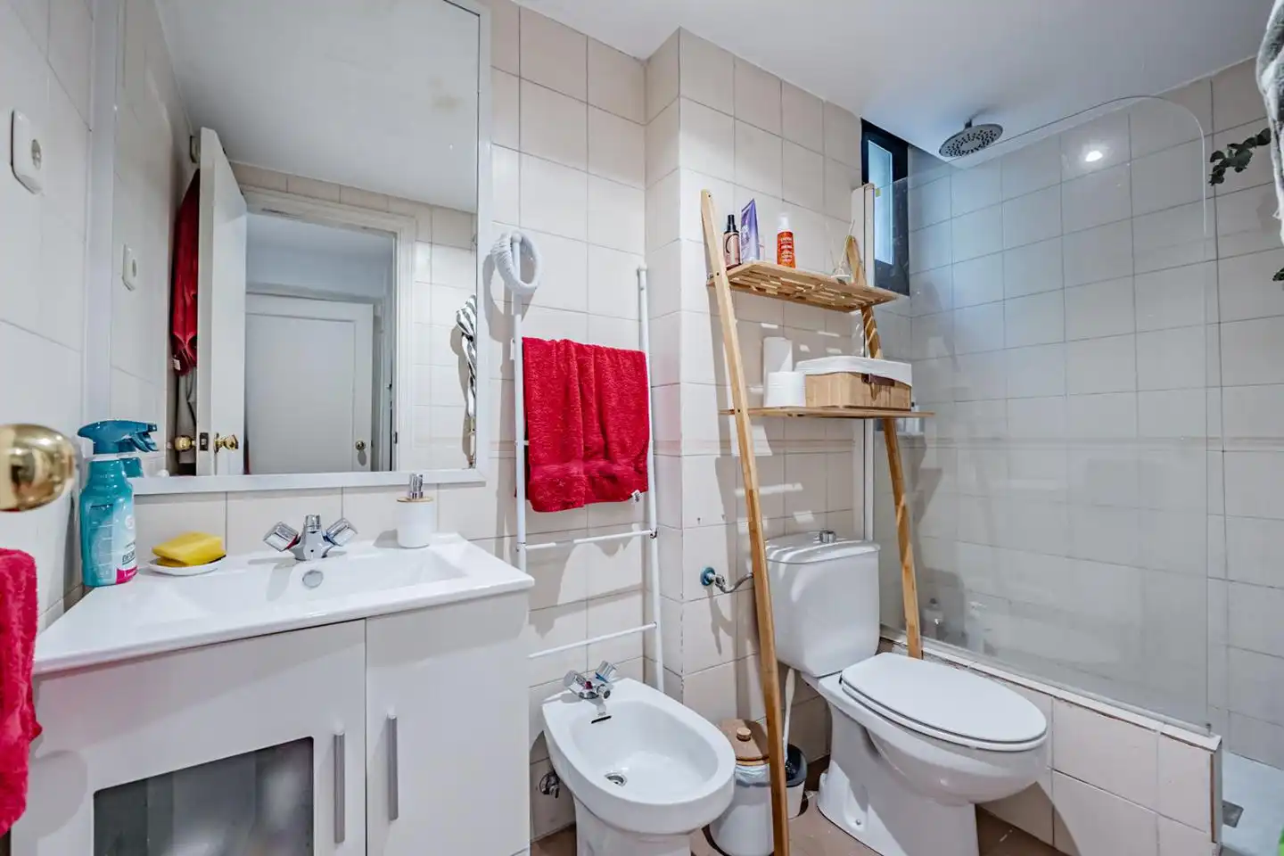 Baño de Casa adosada en venta en Madrid con Calefacción, Jardín privado y Piscina