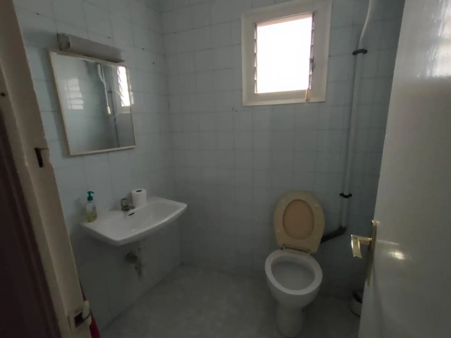 Bany de Edifici en venda en Girona