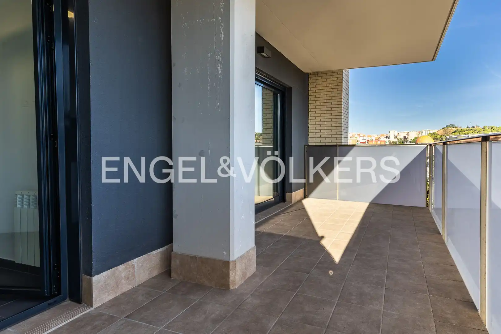 Appartamento con terrazza in affitto a Gorg - Progrés, imagen 38